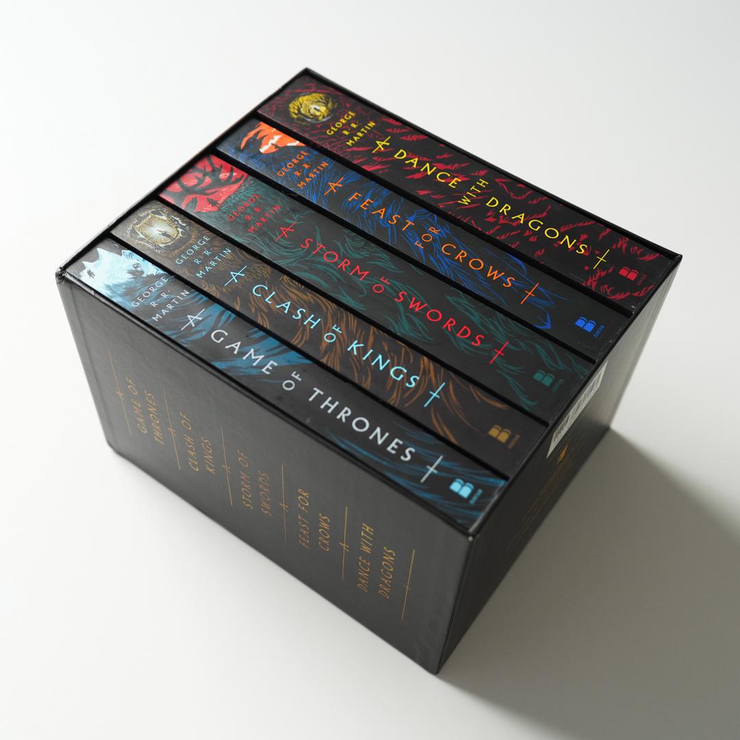 George R. R. Martin's A Game of Thrones 5-Book Boxed Set (Song of
