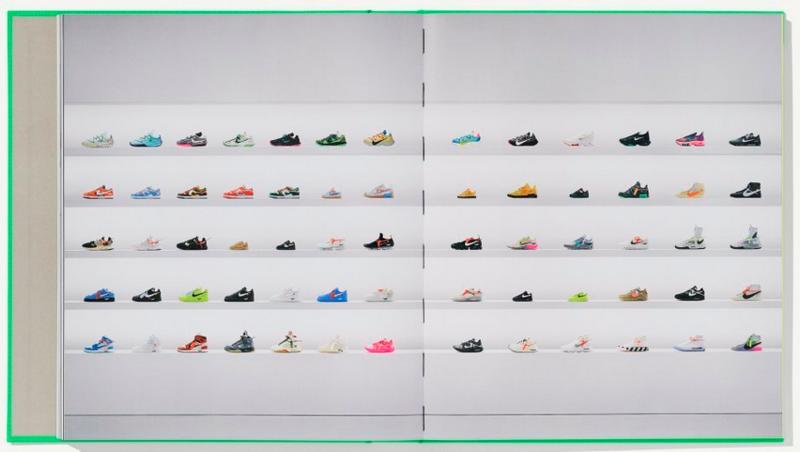 【2024最新】SNSで話題・人気の商品のおすすめアイテム Thistle ICONS Nike. Abloh. Virgil | Cafe and Bookshop ファッション/美容